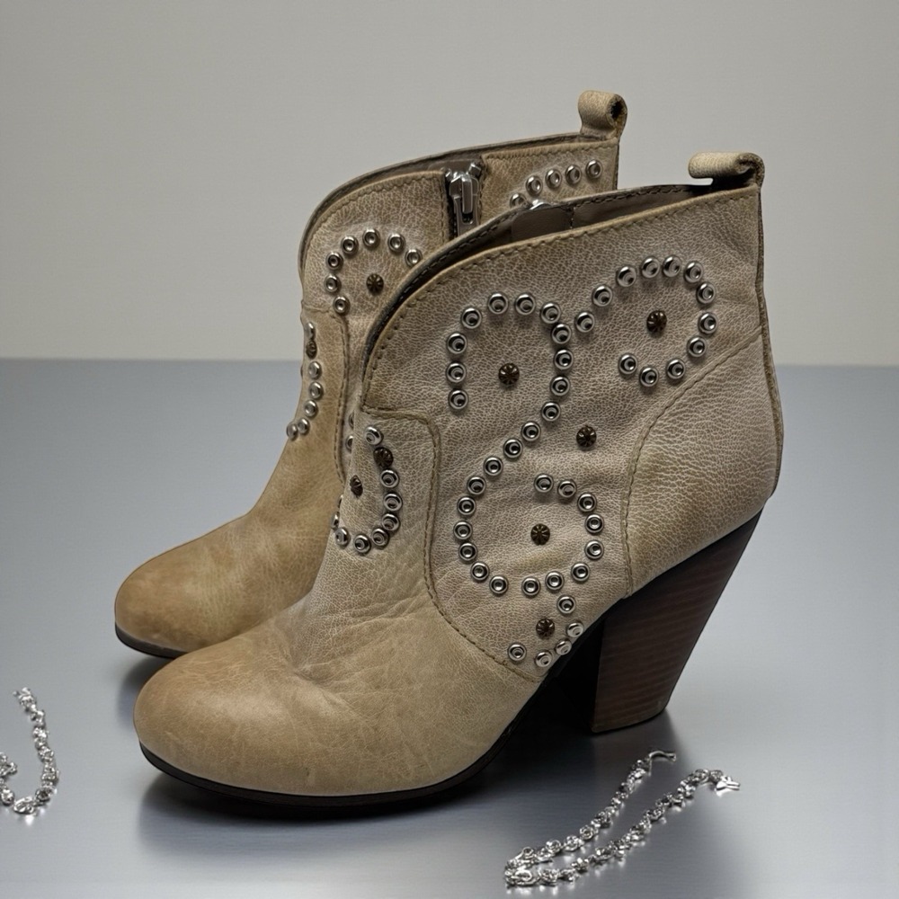 🔥Steve Madden 🤑Awsum Leather Ankle Boots Studs Y2K Chunky Heel Western Bling 9